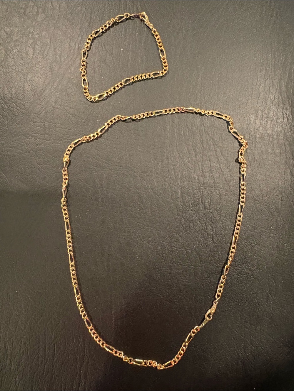 Elegant Gold-Tone Figaro Necklace and Bracelet Set